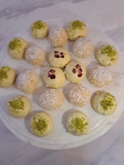 pistachio cookies